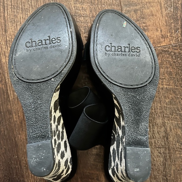 Charles David black and leopard print wedges - Picture 3 of 5
